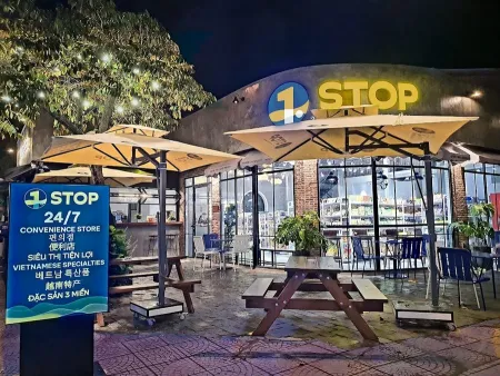 ONE STOP - 24/7 Convenience, Drinks, Eats & Specialties