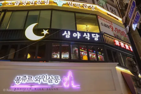 深夜食堂モモ