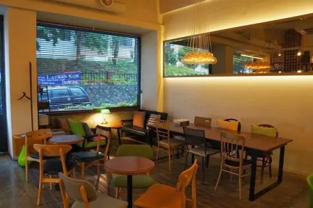 Cafe Cocoon