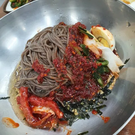 Bongpyeong Makguksu