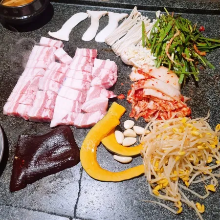 濟州大石板烤五花肉店