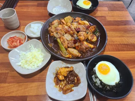 Ilmiri Geumgye Jjimdak Cheonho Branch