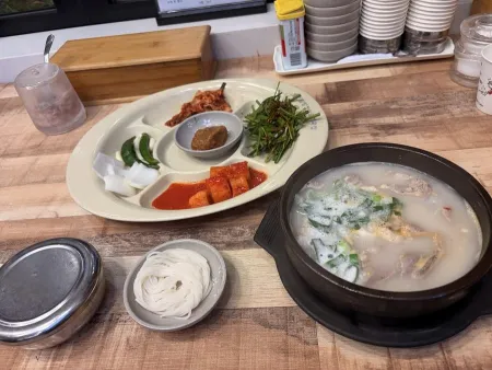 Miryang Gasan Dwaeji Gukbap Beomil Branch