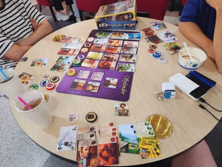 Dice Cafe