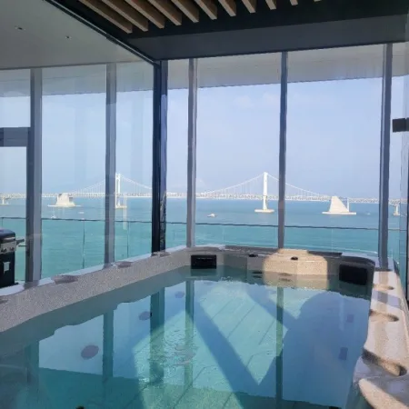 VIEWMOND Pool Villa