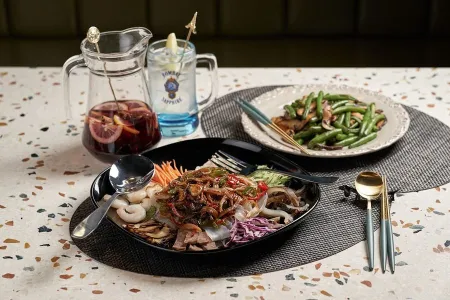Chinese cuisine YUELIANG 월량