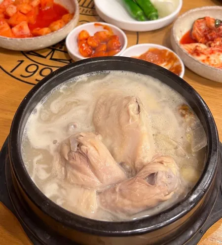 Jiho Hanbang Samgyetang Hapjeong