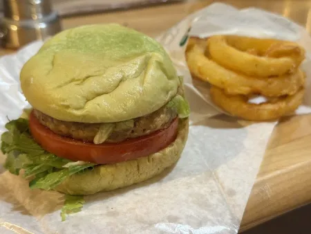 MOS BURGER Kintetsu Toji Station Shop