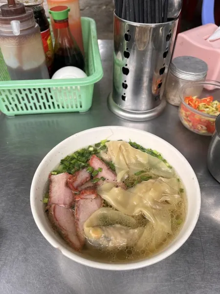 Há Cảo, Xíu Mại & Bánh Bao - Cô Giang