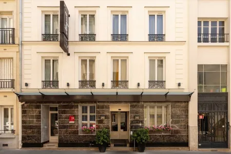 Eiffel Turenne Hotel - Paris