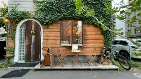 SappoLodge Guesthouse & Bar