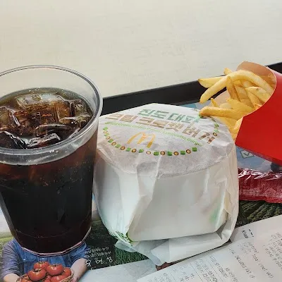 맥도날드 부산명지 점