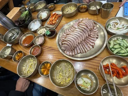 오륙도족발