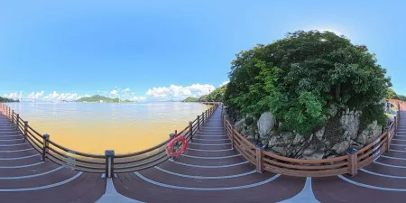 Gohado Coastal Deck