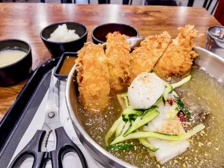 삼삼가마솥돈까스앤칡불냉면 노량진본점