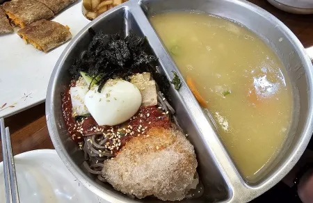 Bongpyeong Ongsimi Memil Kalguksu