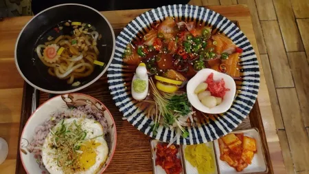 Sangmi Sikdang