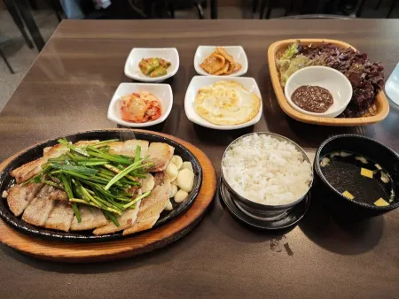 덕이네