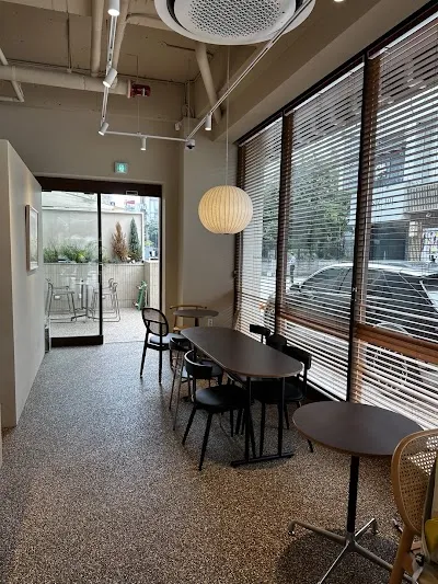 Crestown Coffee Apgujeong Cafe