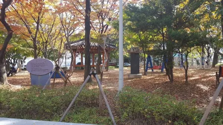 Nongsung Square