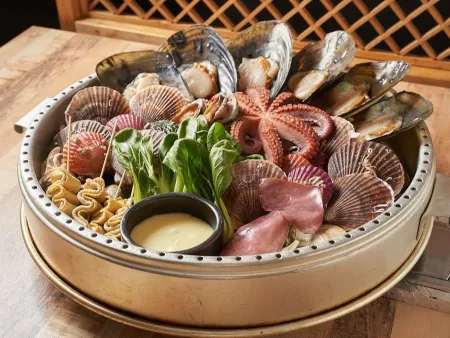 大浦貝殼海鮮鍋 月坪本店