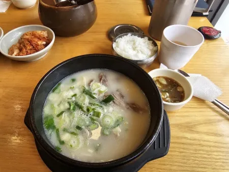 Hanchon Selleongtang Daehakro