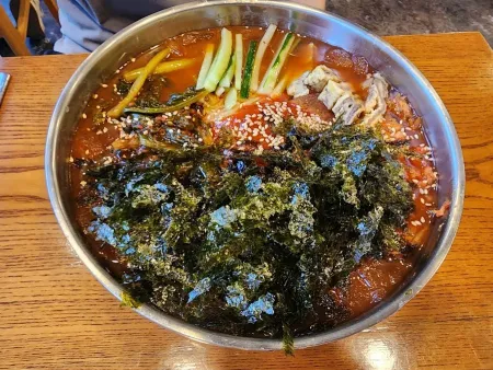 Hyeonpung Dak Kalguksu Suncheon Branch