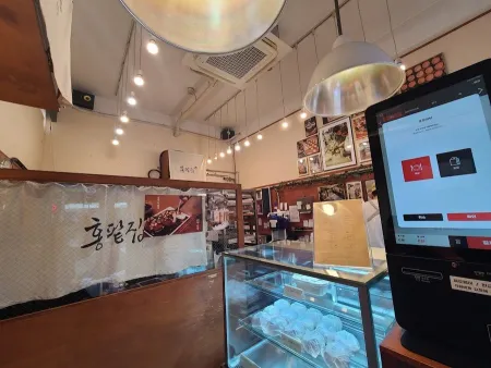 Hongpatjip Munjeong Branch