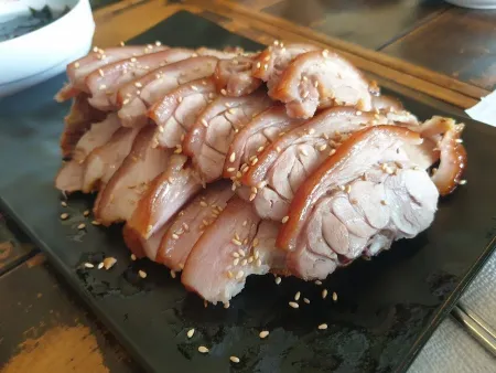 Hwanggeum On Jokbal