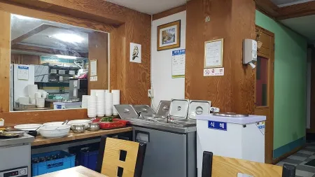 Bujeon Gajeongsik Buffet