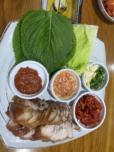 Gaetbeol Bajirak Son Kalguksu
