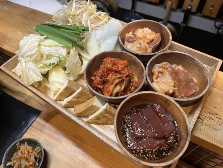 한국전골 오모니 우메다점