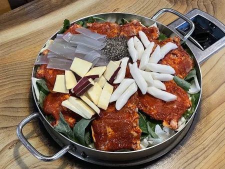장군봉 산양삼 닭갈비