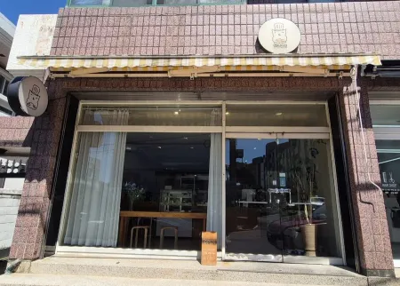 MeongBae Bakery