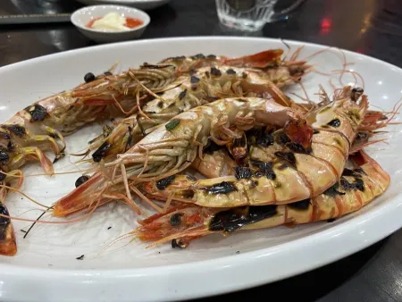Nhà Hàng Bé Anh