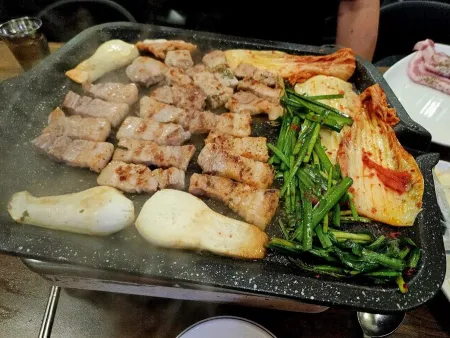 Mokuchon Buchu Samgyeopsal