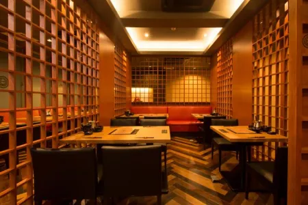 MOTSUNABE ICHIFUJI HAKATA branch