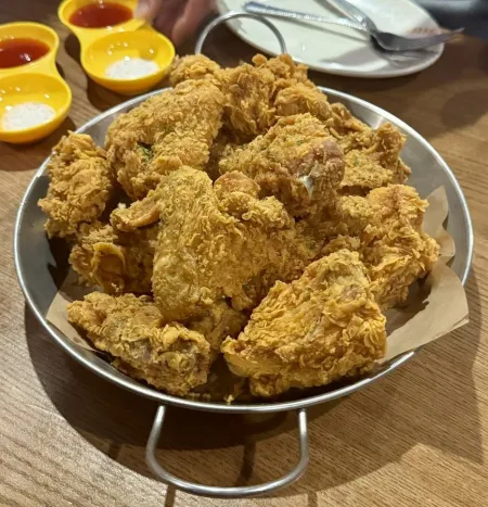 자담치킨 서울종로점