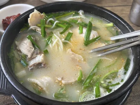 Jeonju Dwaeji Gukbap