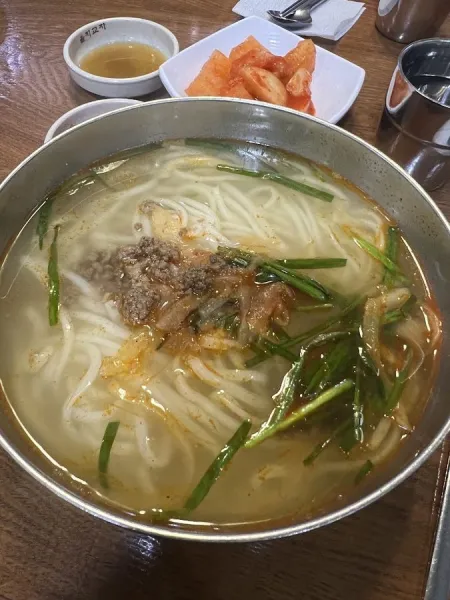 함흥냉면명동칼국수