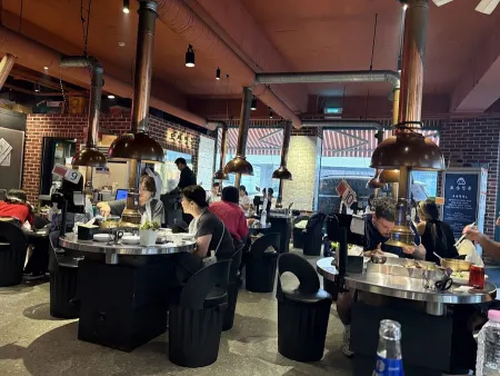 島山精肉 本店