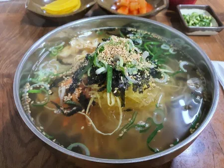 Yeojin Guksu