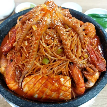 Dolsot Haemul Ppyeojjim Sasang Main Branch