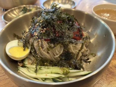 Yeongdong Makguksu