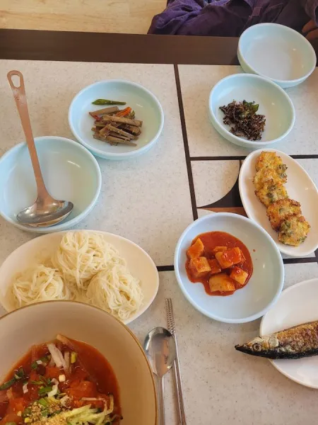 Yeongdeok Hoe Town
