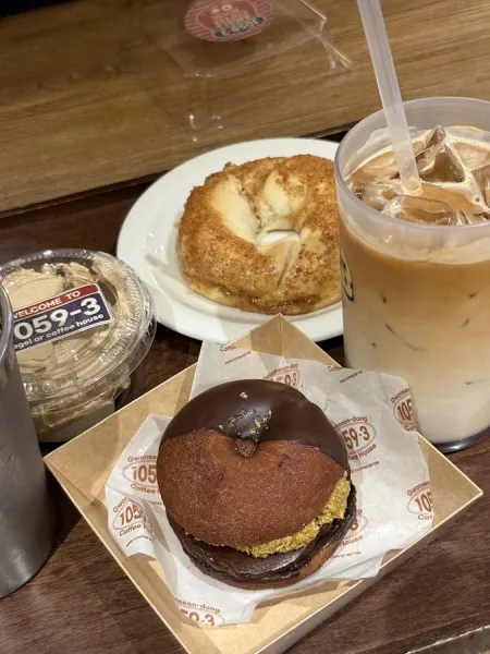 10593 Bagel Coffee House Sinchon Branch