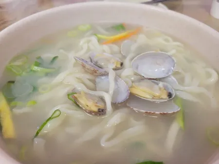 Jeonggane Pat Kalguksu