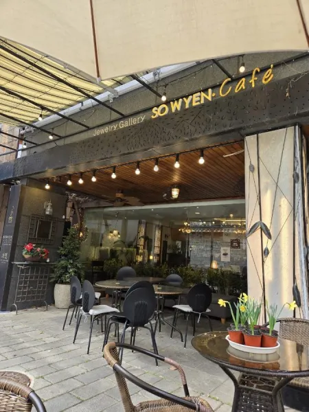 Gallery Sowyen cafe