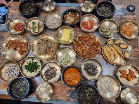더부엌 김해점