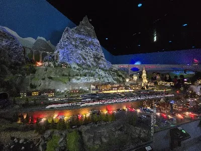 蘆原鉄道村